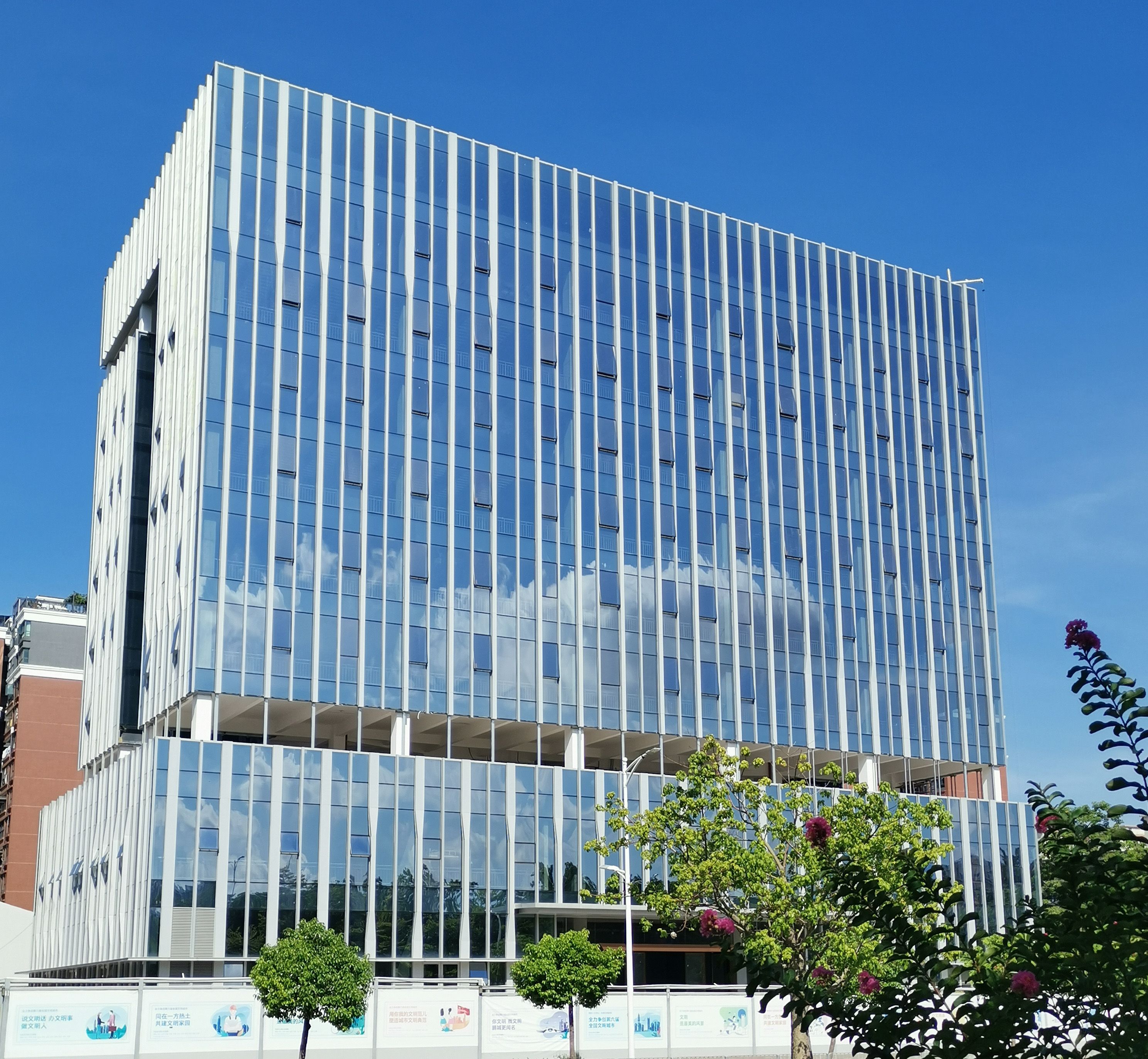 外立面改造玻璃幕墙 外立面改造玻璃幕墙