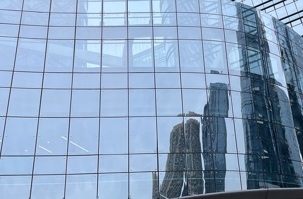 玻璃幕墙一般多少一平方