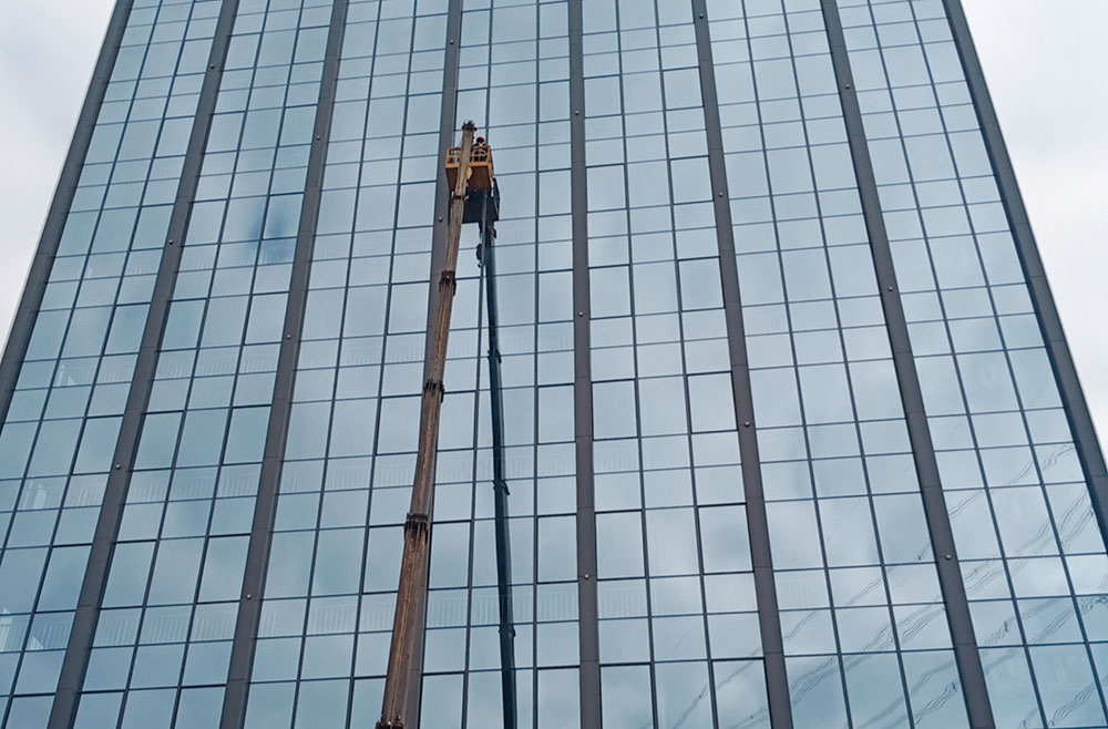 玻璃幕墙更换