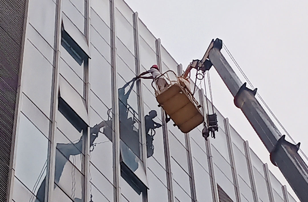 玻璃幕墙更换价格多少