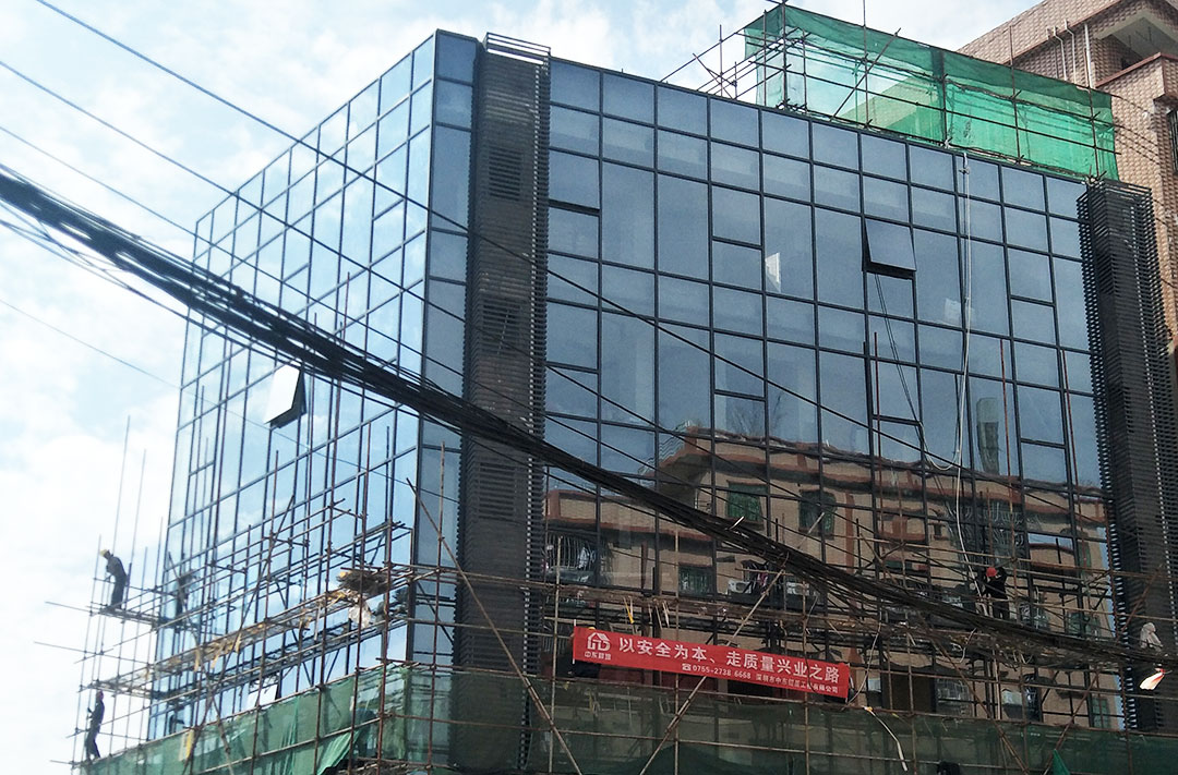 玻璃幕墙改造价格多少钱